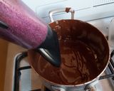 Foto del paso 5 de la receta: Bombones de chocolate rellenos de fresas