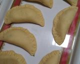 Foto langkah ke 4 dari resep Roti pastel isi sayur.