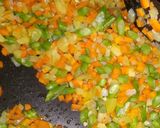 Foto langkah ke 1 dari resep Roti Goreng Isi Sayur.