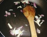Foto langkah ke 3 dari resep Menu diet : Nasi goreng bunga kol.