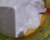 Foto langkah ke 3 dari resep Chiffon Cake Redvelvet Keju.