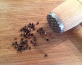 Foto del passaggio 1 della ricetta Paccheri alla Gricia