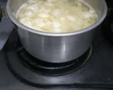 A picture of step 2 of Schezwan Macroni.