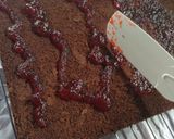 Foto langkah ke 8 dari resep Black forest gulung.