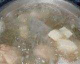Foto langkah ke 3 dari resep Sup Ayam Tahu Putih.