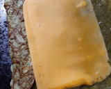Foto del paso 2 de la receta: Omelette keto de pencas de espinaca y queso cheddar