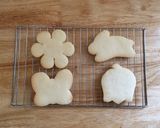 A picture of step 10 of Simple Sugar Cookies.