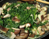 Foto del paso 4 de la receta: Delicias verdes🌿🌿: Setas shiitake🍄🍄