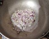 A picture of step 2 of Dal Makhani.