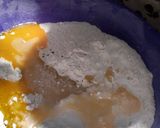 A picture of step 4 of Fried fish bread.