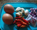 Foto langkah ke 1 dari resep Oseng Telur Terasi.