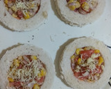 பிரெட் பீட்ஸா டிஸ்க் (Bread pizza disk recipe in tamil) ரெசிபி ஸ்டேப் 5 புகைப்படம்
