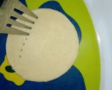 A picture of step 2 of Milk crackers with chocolate sauce.