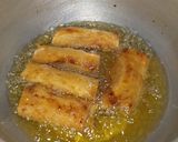Foto langkah ke 2 dari resep Banana Spring Rolls.
