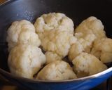 Foto del paso 3 de la receta: Coliflor al vapor en ajada