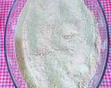 Foto del paso 3 de la receta: Mantecados planos caseros de limón, canela y agua de rosas