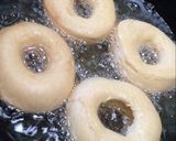 Foto langkah ke 4 dari resep Donat empuk.