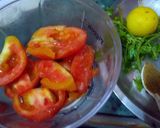 A picture of step 2 of Mexican tomato Salsa with Nachos.