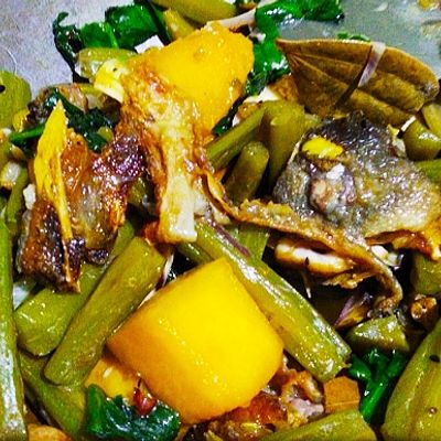 Oriq sargish va keksa odam ortasidagi jinsiy aloqa Mood Vengriya korporatsiyasida BDSM uchun video kasting