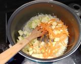 Foto del paso 5 de la receta: Calabacín, brócoli y zanahoria con bacalao y salmón