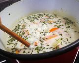 Tejszínes-virslis zöldségleves recept fázis 4 fotója