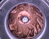 Foto langkah ke 5 dari resep Bolu kukus marmer pink coklat❤️.