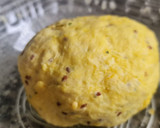 Foto del paso 2 de la receta: Masa de tarta salada con cúrcuma y semillas (con 4 ingredientes) fácil y económica!!