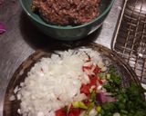 Foto del paso 1 de la receta: Tarta de verduras, carne y queso. (Base de Repollo)