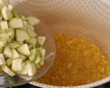 عکس مرحله 2 از دستور آش کدو سبز