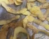 A picture of step 2 of Potato Peel Crispy Crunchy Chips for munching😄😋.