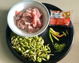 รูปขั้นตอนการทำที่ 1 ของ ผัดเผ็ดหมูลูกเหรียง