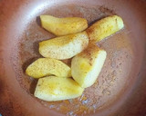 Foto del paso 3 de la receta: Arroz bomba tipo cubana con manzana a la Canela y miel