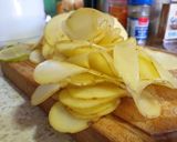 Foto del paso 1 de la receta Cuando los huevos con patatas suben un nivel😉