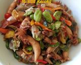Foto langkah ke 3 dari resep Tumis Pete Cumi Asin.