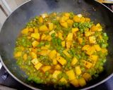 फ्रेंच-बीन्स आलू की सब्ज़ी(Franch beans aloo ki sabzi recipe in Hindi) रेसिपी चरण 3 फोटो