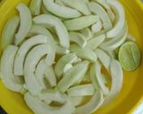 Hình bước làm 1 của món Mứt ổi dẻo chua cay