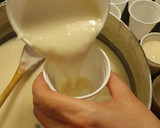Foto del paso 3 de la receta: Paletas de coco, pilones, etc.