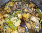 A picture of step 7 of Chicken Alu Gobhi,.