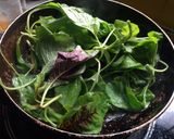 Foto langkah ke 3 dari resep Creamy Spinach.