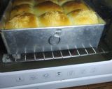 Foto langkah ke 6 dari resep Roti Sobek.