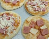 Foto langkah ke 6 dari resep Pizza Homemade.