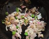 A picture of step 2 of Simple Upma.