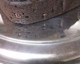 A picture of step 4 of Oreo cookies walnut cake.