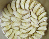 Foto del paso 3 de la receta: Torta vegana invertida de manzanas 🍎 :)