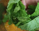 A picture of step 2 of Summer Rolls.