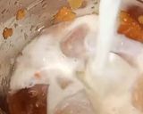 A picture of step 3 of Sweet papaya smoothie.