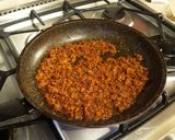 Foto del paso 3 de la receta: Papa rellena (sin horno)