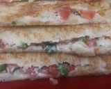 A picture of step 3 of Hung curd veggie sandwich.