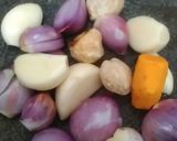 Foto langkah ke 2 dari resep 16. Rica rica ayam wortel.