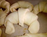 Foto del paso 10 de la receta: Medialunas de Grasa